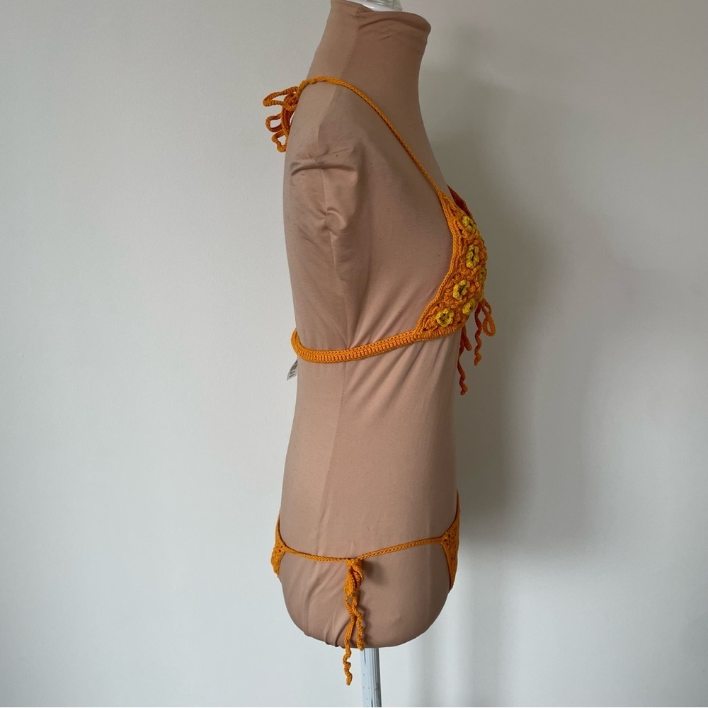 Cult Gaia Alivia Halter Orange Marigold Floral Crochet Bikini Swimsuit NWOT Sz L - Picture 9 of 12